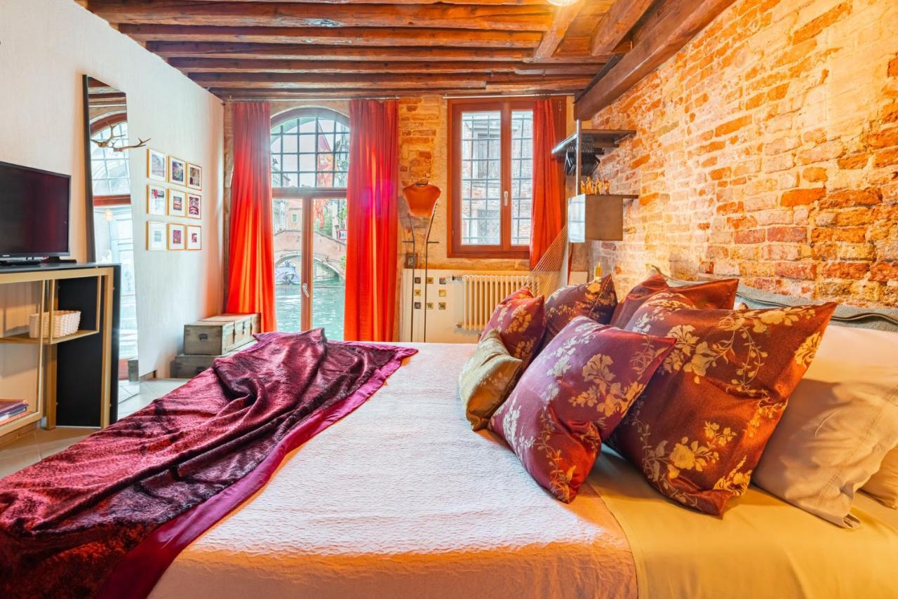 Casa Manina Sul Ponte - Your Private Canal View 威尼斯 外观 照片