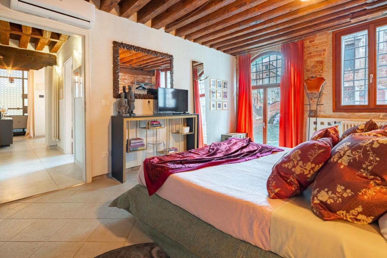 Casa Manina Sul Ponte - Your Private Canal View 威尼斯 外观 照片