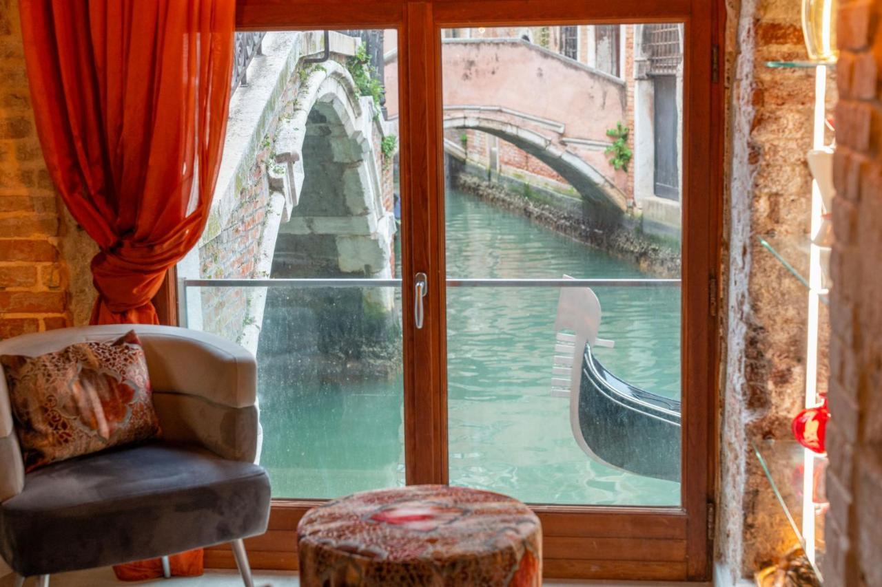 Casa Manina Sul Ponte - Your Private Canal View 威尼斯 外观 照片