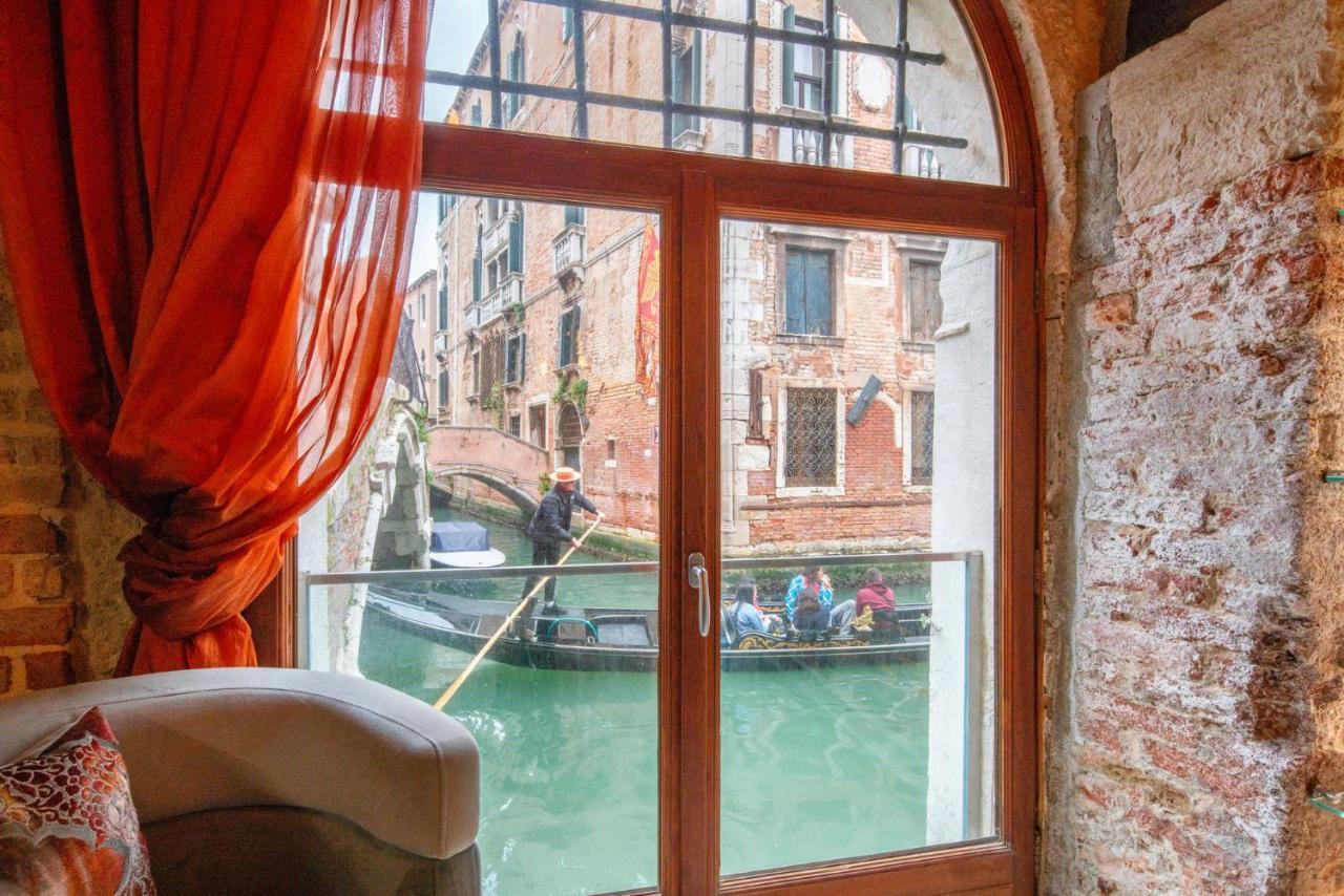 Casa Manina Sul Ponte - Your Private Canal View 威尼斯 外观 照片