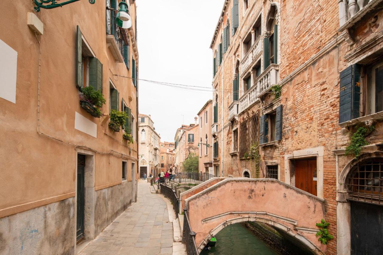 Casa Manina Sul Ponte - Your Private Canal View 威尼斯 外观 照片